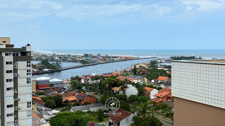 Cobertura com e 3 suítes a 350mts do mar