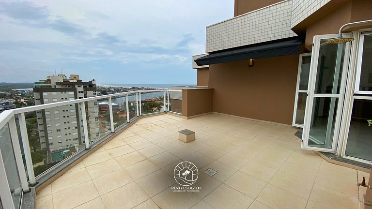 Cobertura com e 3 suítes a 350mts do mar