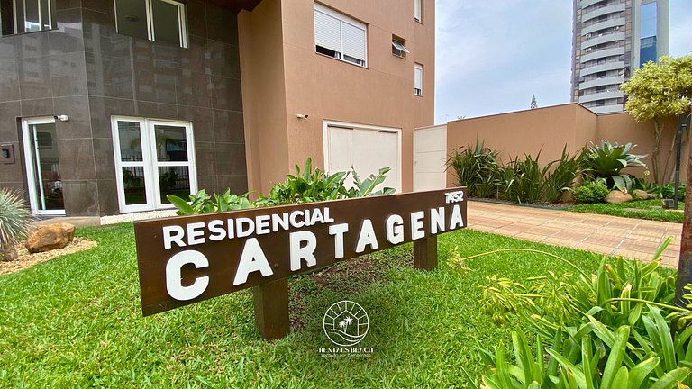 Cobertura com e 3 suítes a 350mts do mar