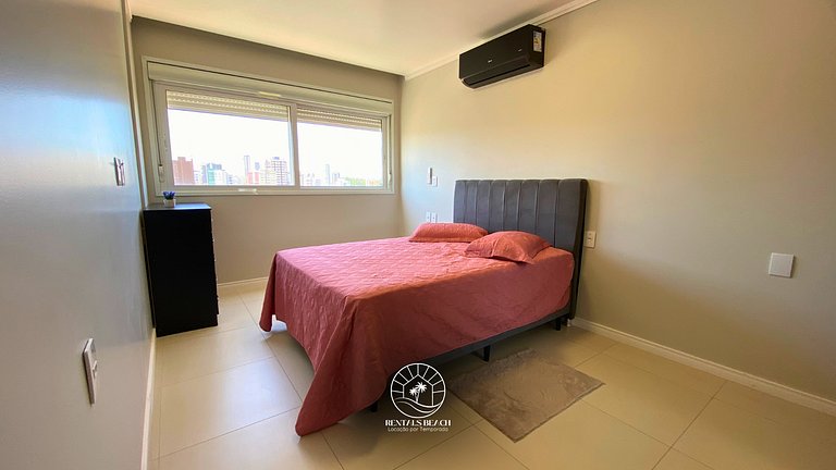 Vista incrível e três quartos no centro de Torres