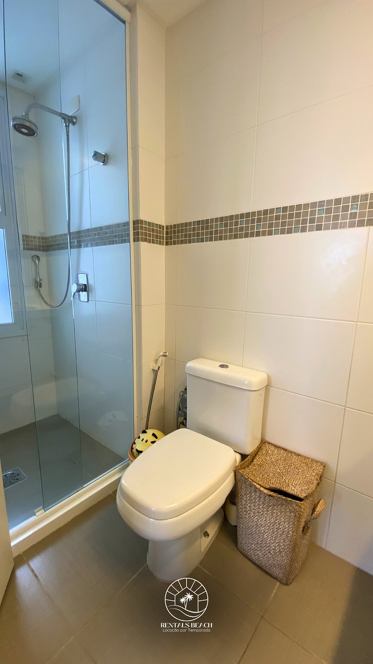 Apto 3 quartos com piscina a 190mts do mar
