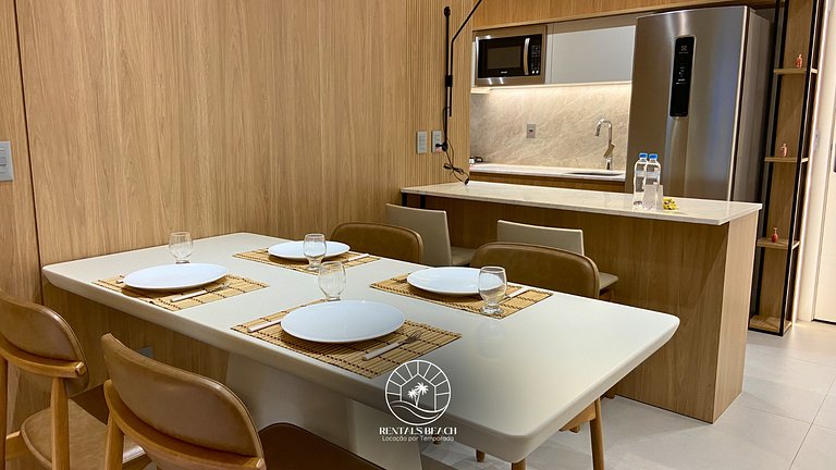 Studio a 150m da praia | ar-condicionado e piscina