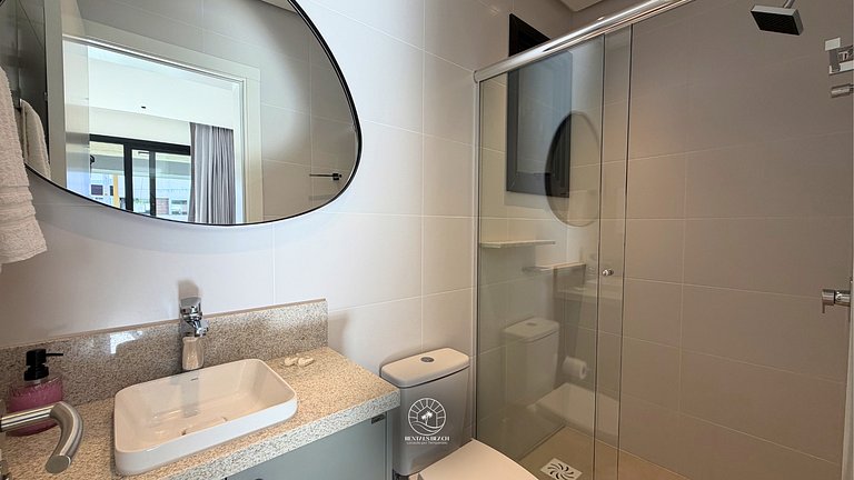 Studio Premium | Piscina | 400m do mar