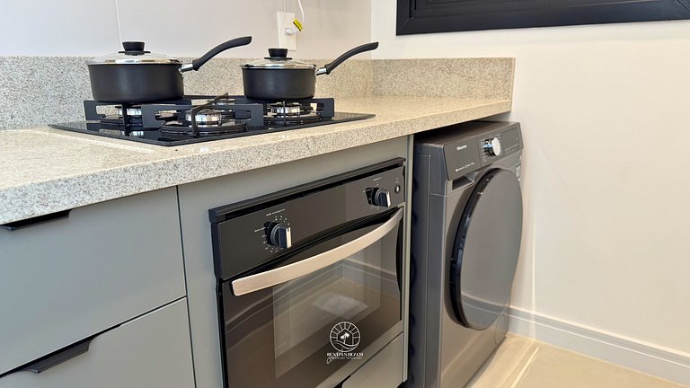 Studio Premium | Piscina | 400m do mar