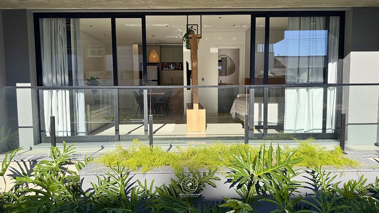 Studio Premium | Piscina | 400m do mar