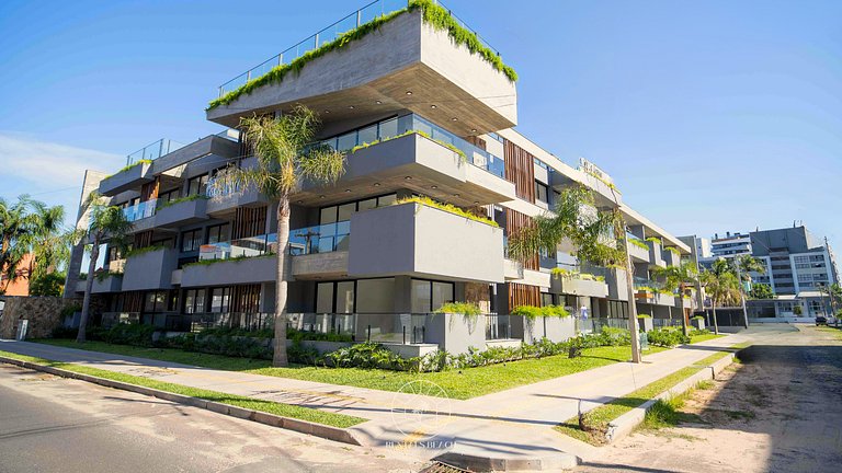 Studio Premium | Piscina | 400m do mar