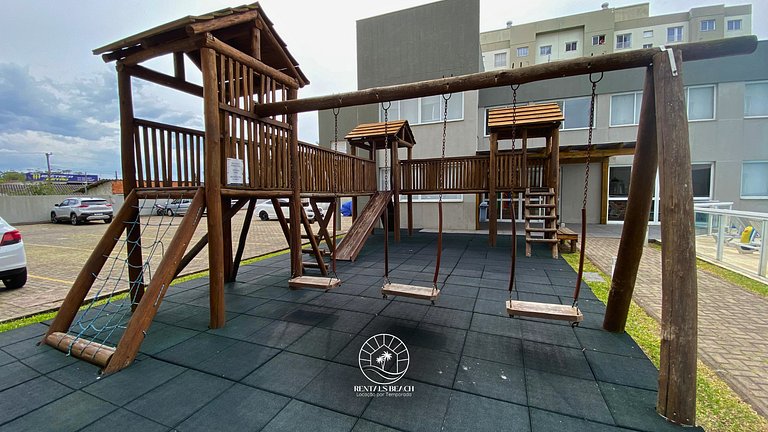 Apto com ar-condicionado | Piscina | 500m do mar